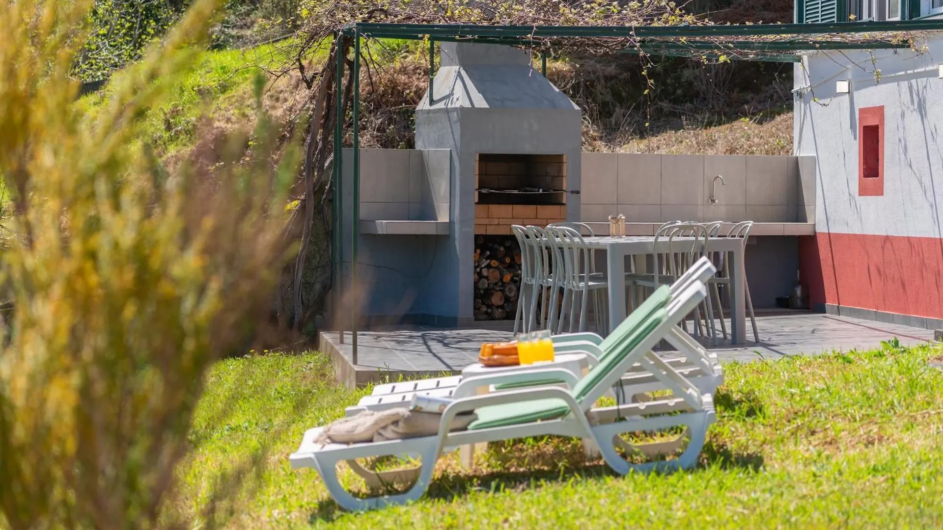 Holiday home Retiro Do Artista Art And Views Over The Valley Sao Vicente  Portugal