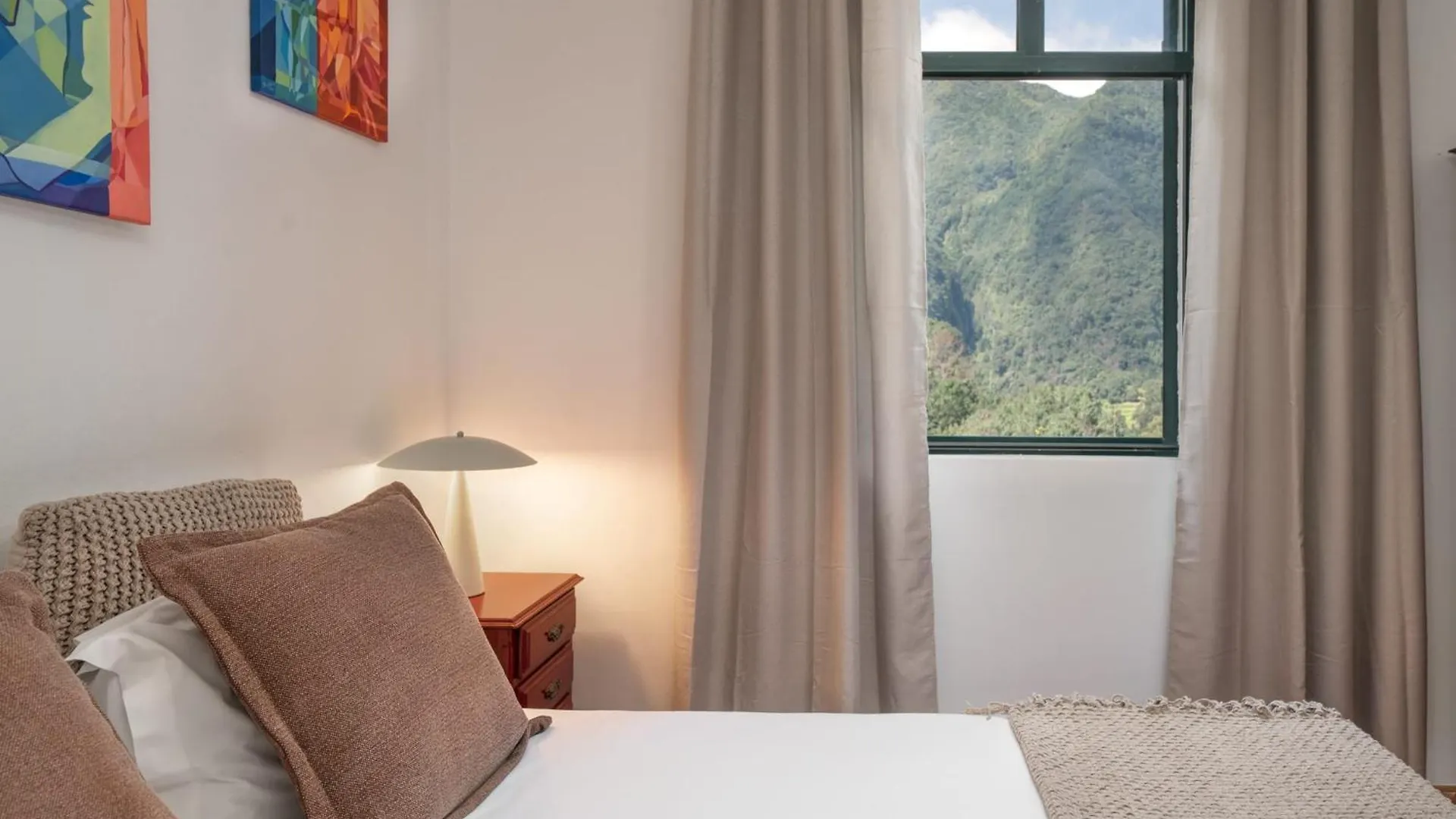 Retiro Do Artista Art And Views Over The Valley Sao Vicente  Holiday home Sao Vicente (Madeira)